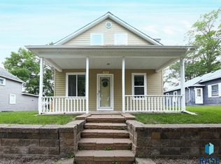 331 N Main Ave, Garretson, SD 57030