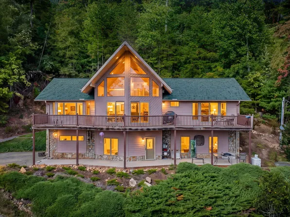 2899 Lakeview Dr, Butler, TN 37640