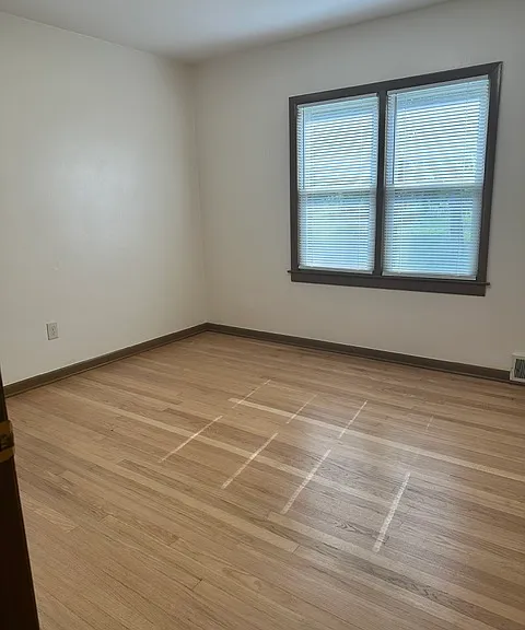 2315 S Lombardy Ln — Photo 14