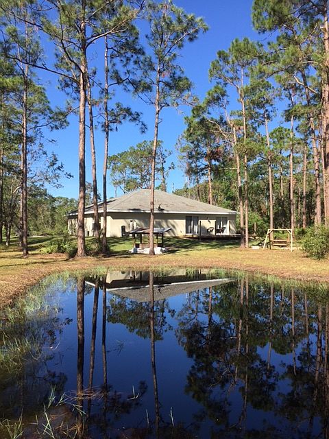 2nd image of 5824 Banyan Rd