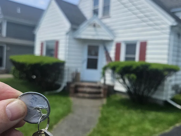 115 W Spruce St — Photo 1