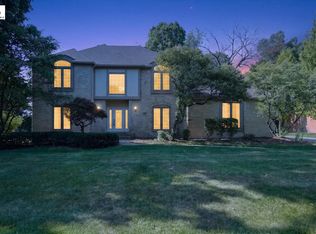1431 Provincial Dr, Troy, MI 48084