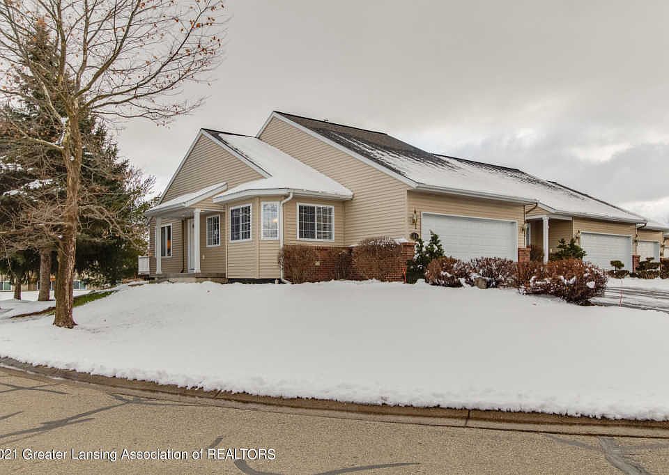 1st image of 328 Barrington Cir #30