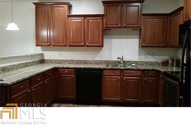 2nd image of 2608 Haligan Pt