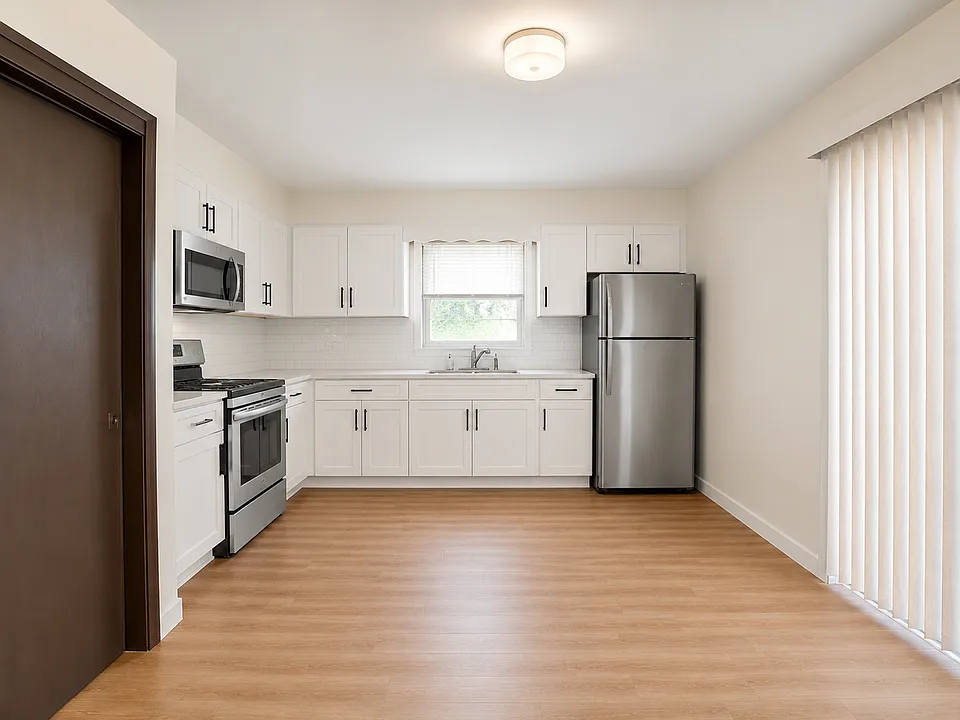 543-545 N Crosby Ave
