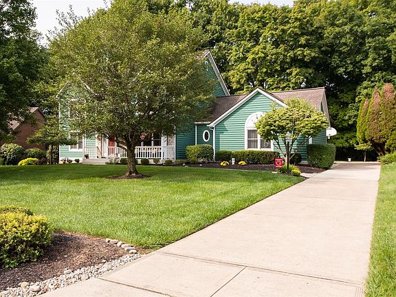 5th image of 9425 Kempergrove Ln