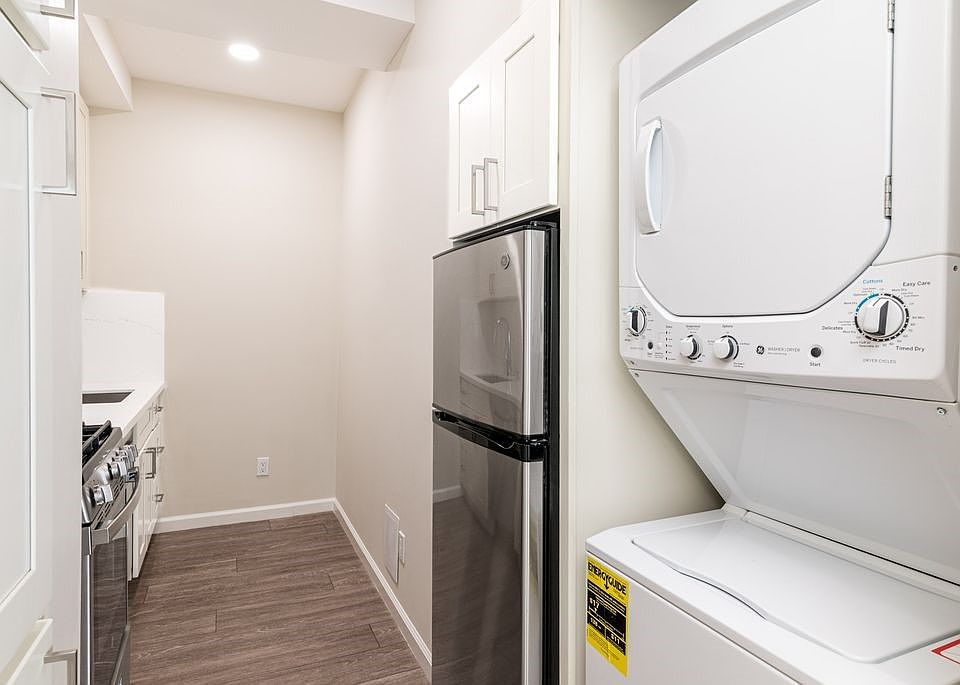 1st image of 1167 Pine St #15C