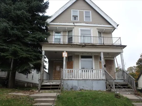 2565 N Dr William Finlayson STREET #2567, Milwaukee, WI 53212