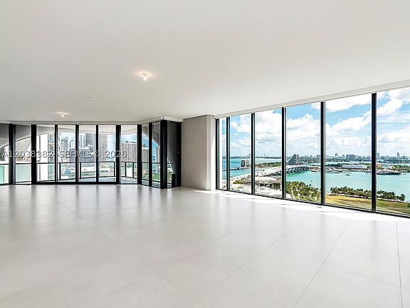 2nd image of 1000 Biscayne Blvd Unit 2002