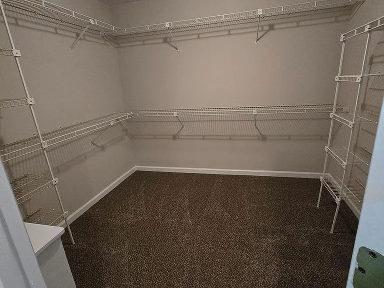 2710 Runnymeade Dr — Photo 12