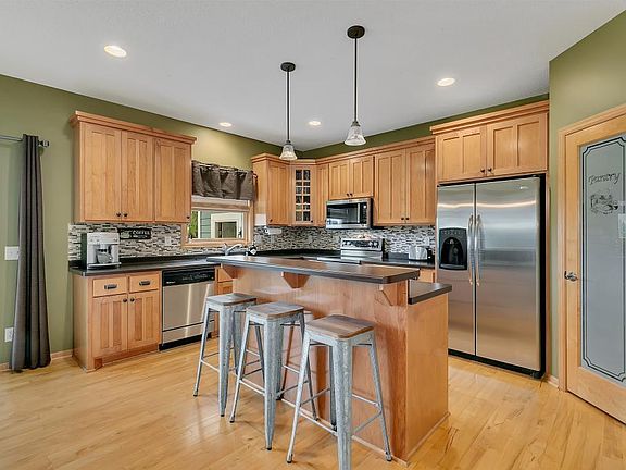 3rd image of 11665 E Laketowne Dr NE