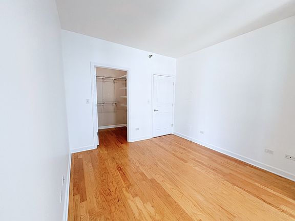 5th image of 1250 S Michigan Ave Unit 600