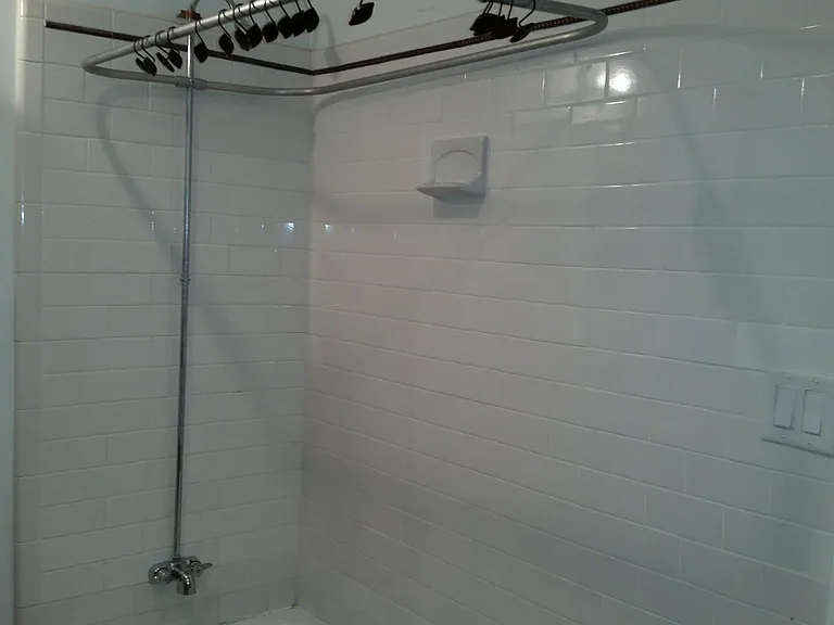1217 Rankine Ave — Photo 35