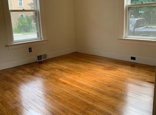 25-27 Hunt Ave, Brattleboro, VT 05301