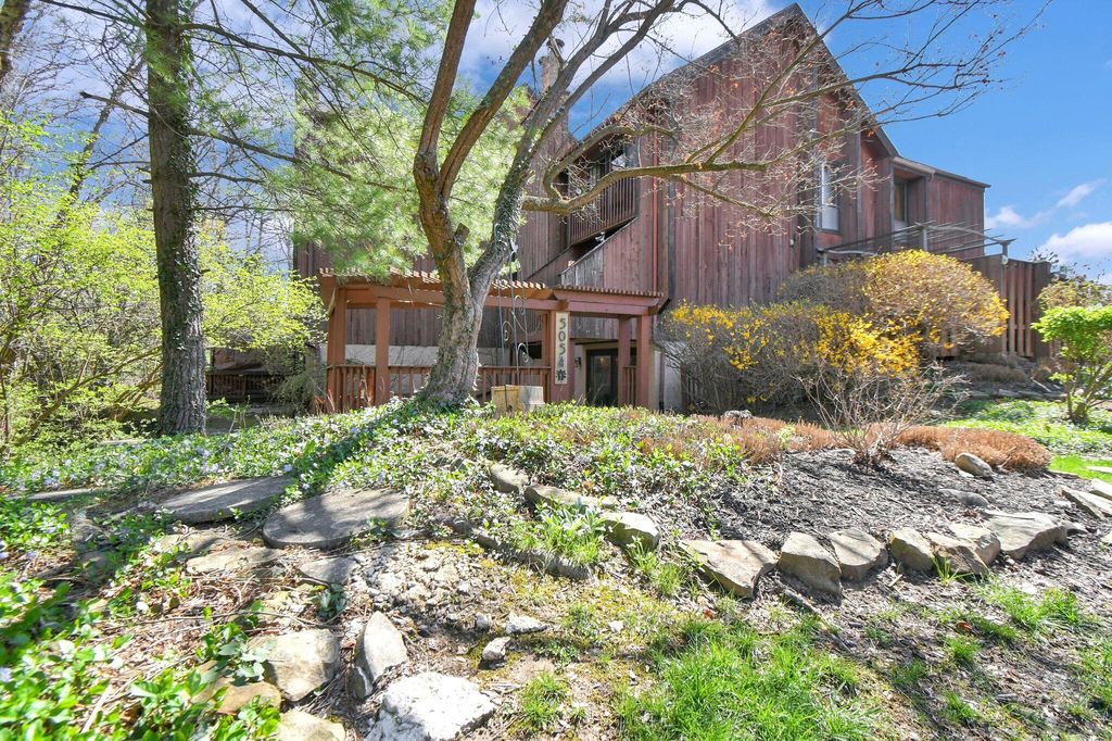 Real estate listing image