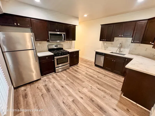 1624 P St APT 1, Sacramento, CA 95814