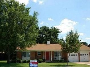 6604 Briley Dr, North Richland Hills, TX 76180