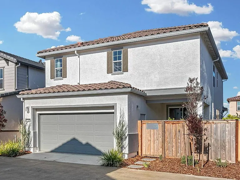 8250 Joecy Way — Photo 39