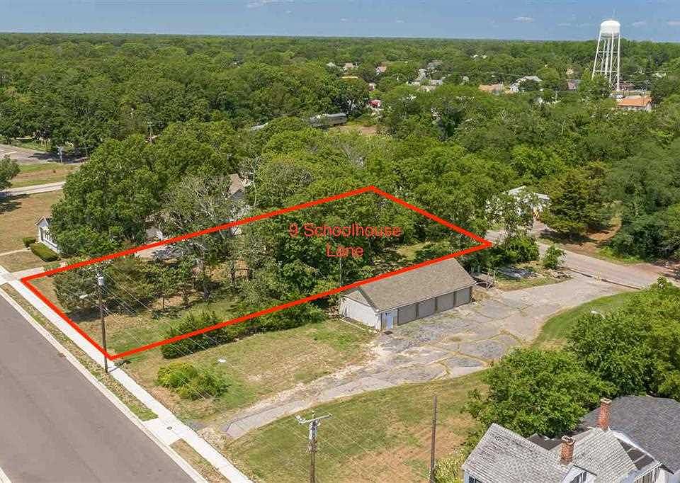 1st image of 109 Schoolhouse Ln