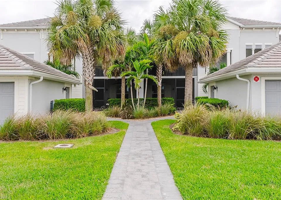 6082 National Blvd #125