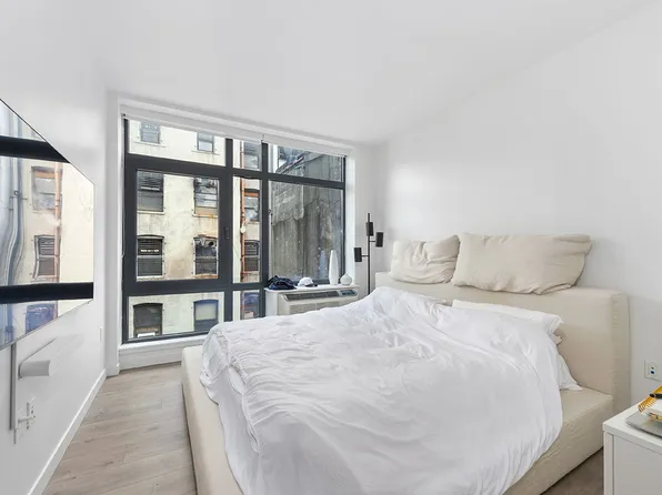 114 Mulberry Street image 3 of 5