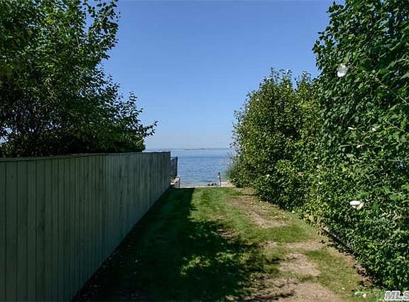 5th image of 101 Crescent Beach Dr