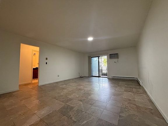 5th image of 35 Washington St APT 3