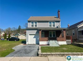 711 Franklin Ave, Palmerton, PA 18071