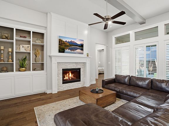 3rd image of 15206 Viburnum Rd
