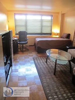 Rented by Metropolitan Property Group | media 9