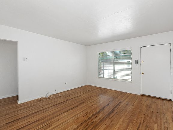 4th image of 4138 1/2 Utah St