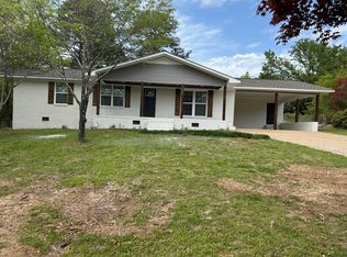 4606 Mountain Crest Dr, Guntersville, AL 35976