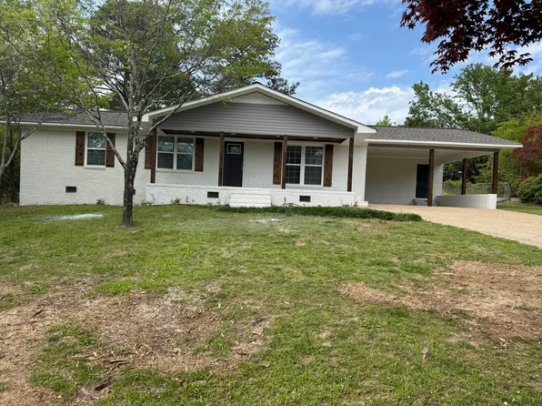4606 Mountain Crest Dr, Guntersville, AL 35976