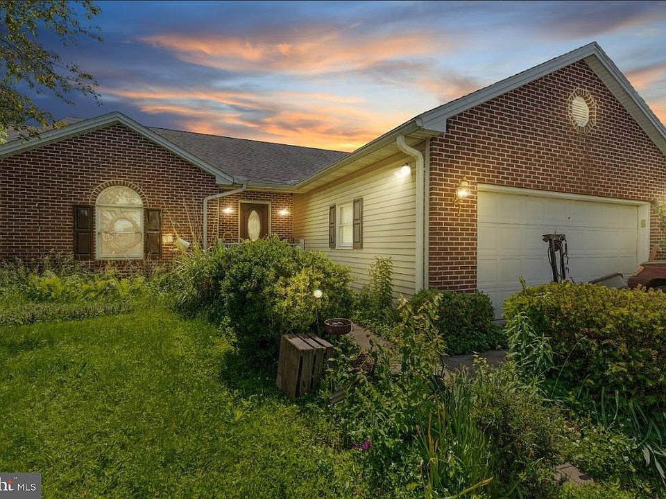 1st image of 3650 Rock Creek Dr