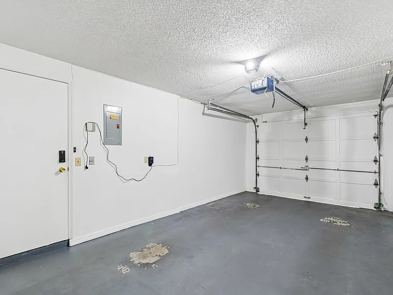 1003 W Horatio St #A — Photo 34