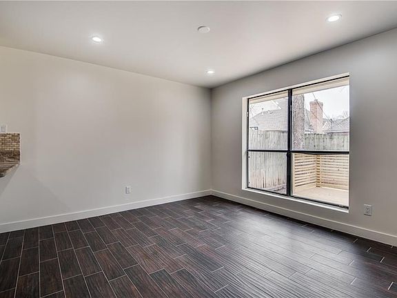 4th image of 3804 Double Oak Ln