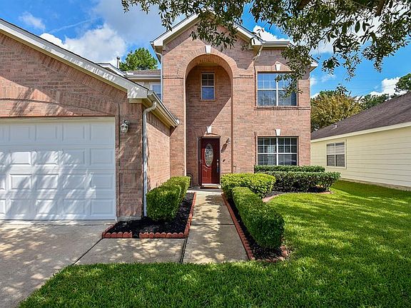3rd image of 11318 Cabbot Cove Ct