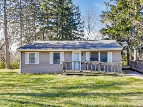 35944 N Wilson Rd, Ingleside, IL 60041