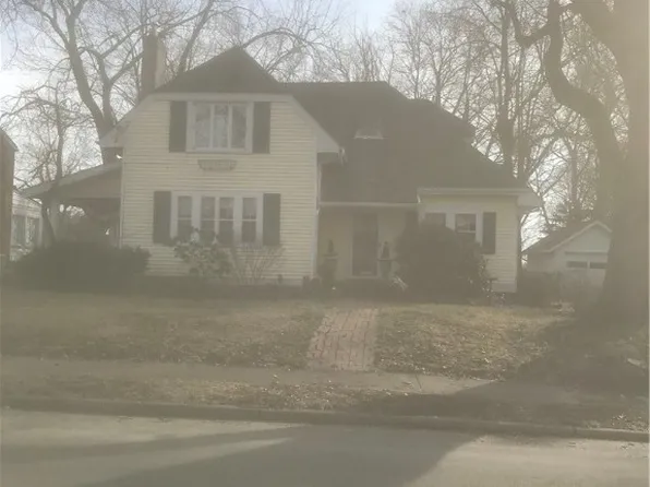 608 25th St NW, Canton, OH 44709