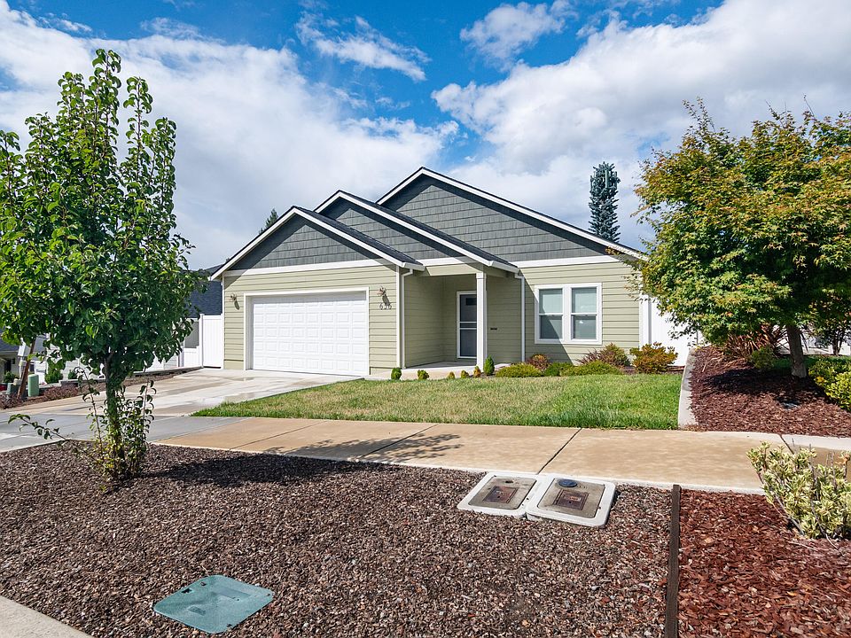 1st image of 656 Nobility Dr