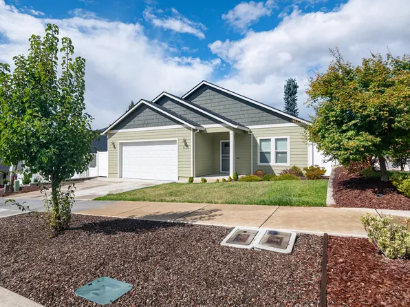 656 Nobility Dr, Medford, OR 97501