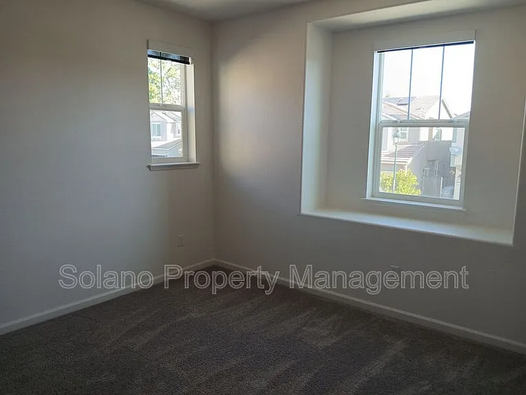 938 Fruit Stand Cir — Photo 38