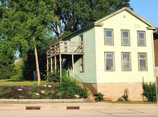 522 Main St, Highland, WI 53543