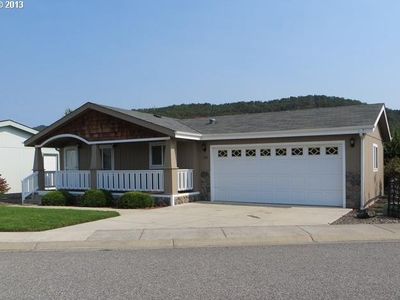 140 Jacob Hale Way, Roseburg, OR, 97471