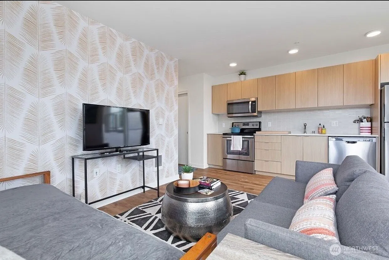 1 bed, 606 sqft, $2,600 — Photo 1