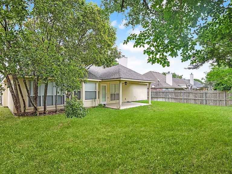 2511 Kingsbury Dr — Photo 19