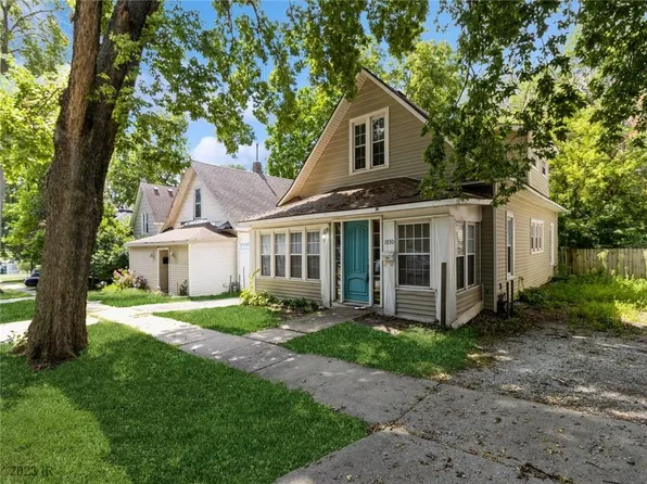 1030 27th St, Des Moines, IA 50311