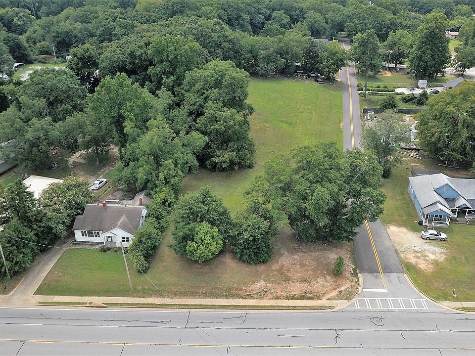 1st image of 327 College Ave