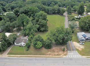 327 College Ave, Elberton, GA 30635