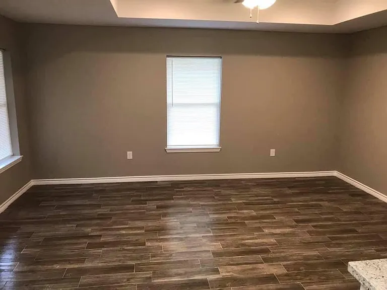 158 Granger Dr #1 — Photo 2